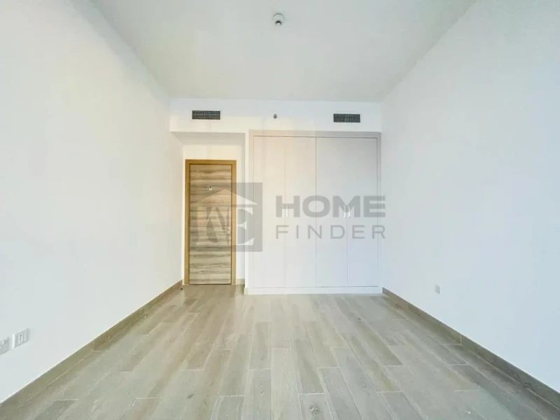 Apartment for Rent in Bloom Tower C - Jumeirah Village Circle, Dubai - Modern 1 BHK | High Quality | High Floor at 75000 AED